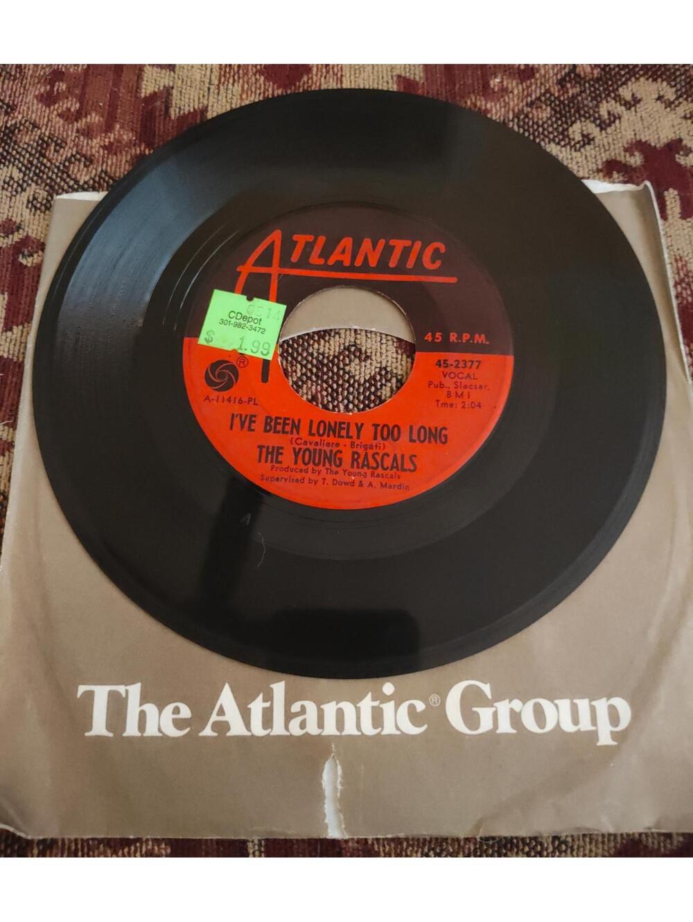 The Young Rascals - I've been lonely too long - vinyl 45 NM